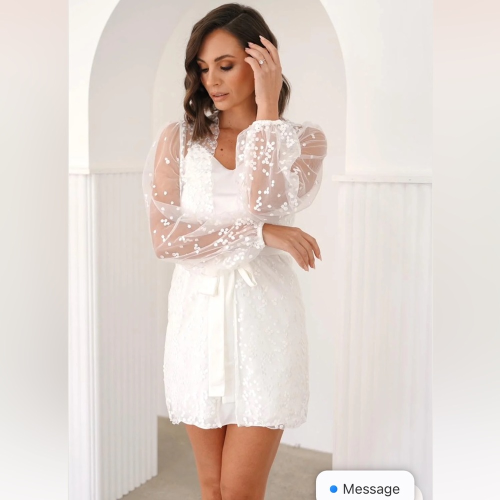 Le Rose bridal spot lace robe